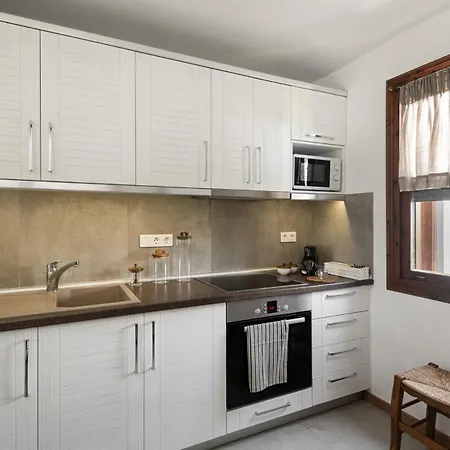 アパートホテル Trikorfo