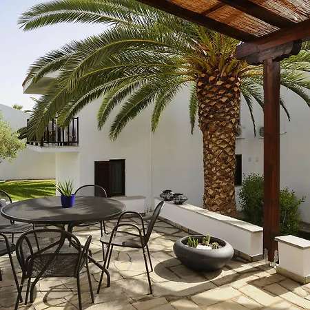 Lejlighedshotel Trikorfo 4*