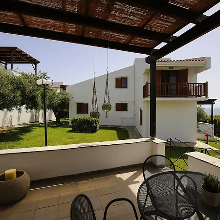 Lejlighedshotel Trikorfo 4*