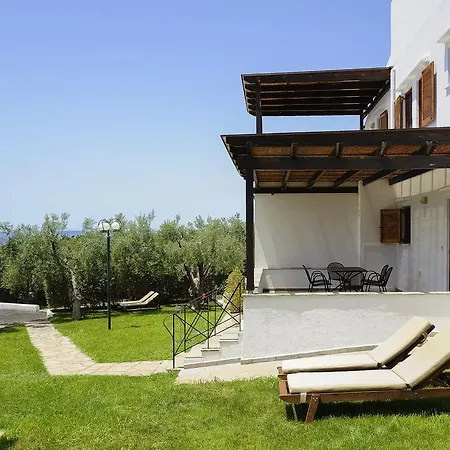 Trikorfo Lejlighedshotel Yerakini