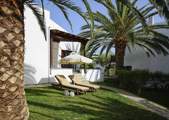 Apart Otel Trikorfo Gerakini