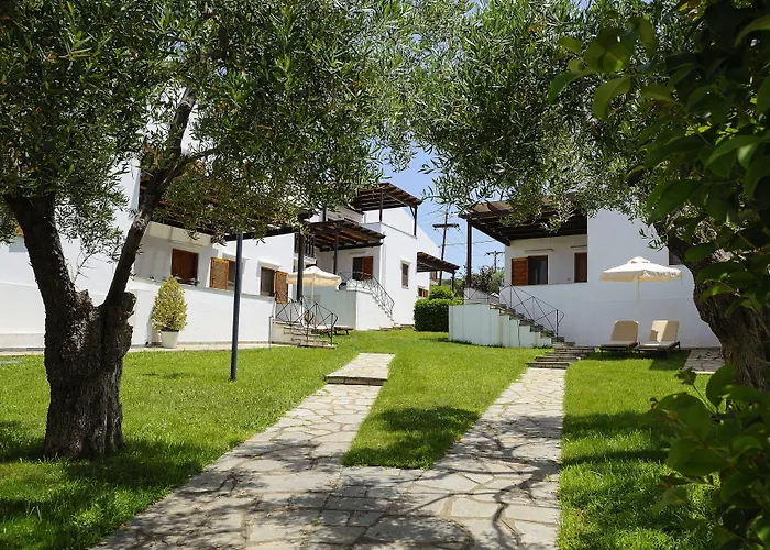 Apart Otel Trikorfo 4*