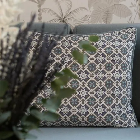 特里考夫海滩酒店