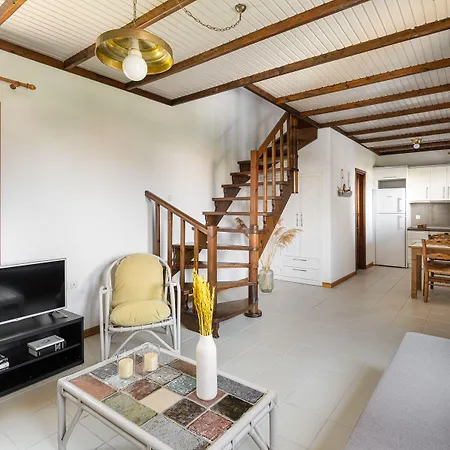 Aparthotel Trikorfo 4*