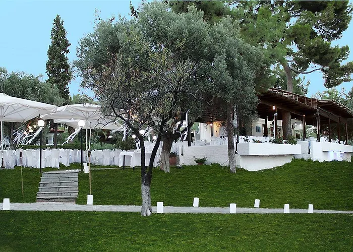 Trikorfo Ξενοδοχείο με διαμερίσματα 4*