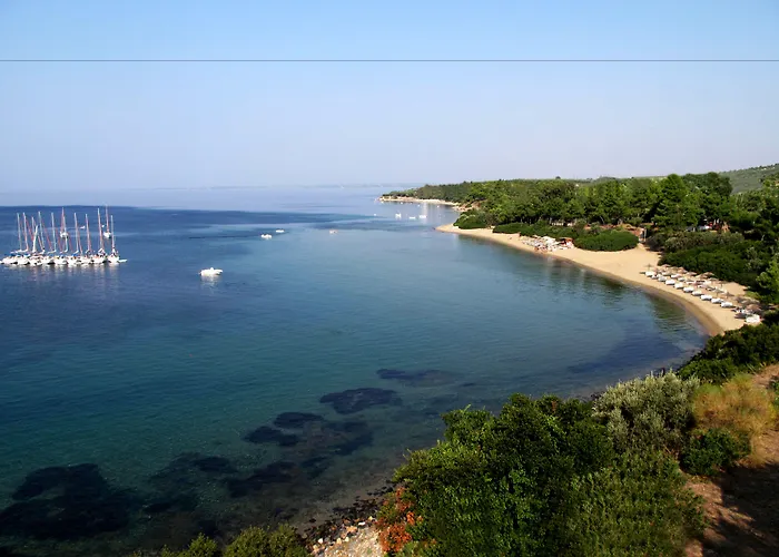 Trikorfo Ξενοδοχείο με διαμερίσματα 4*