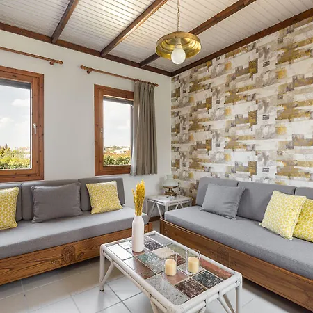 Trikorfo Aparthotel 4*